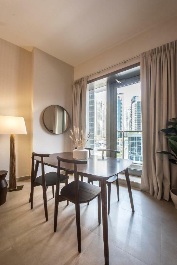 Fantastay Sparkle Tower One Bedroom Suite Marina View Dubai Exterior photo
